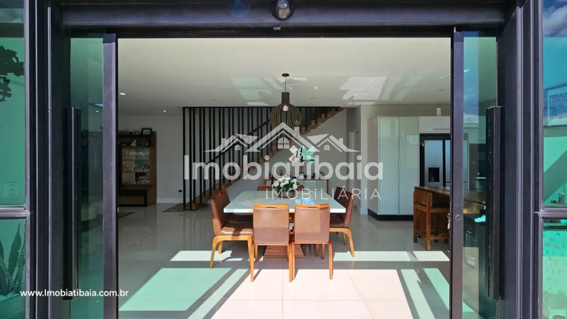 Foto 7 de Casa de Condomínio com 3 quartos à venda, 300m2 em Rio Abaixo, Atibaia - SP