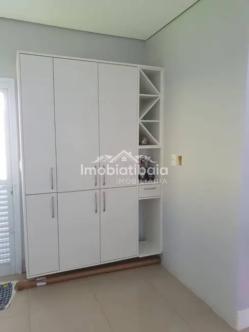 Casa de Condomínio com 3 quartos à venda e para alugar, 600m2 em Condomínio Parque das Garças I, Atibaia - SP - imagem 8 Foto 8 de Casa de Condomínio com 3 quartos à venda e para alugar, 600m2 em Condomínio Parque das Garças I, Atibaia - SP