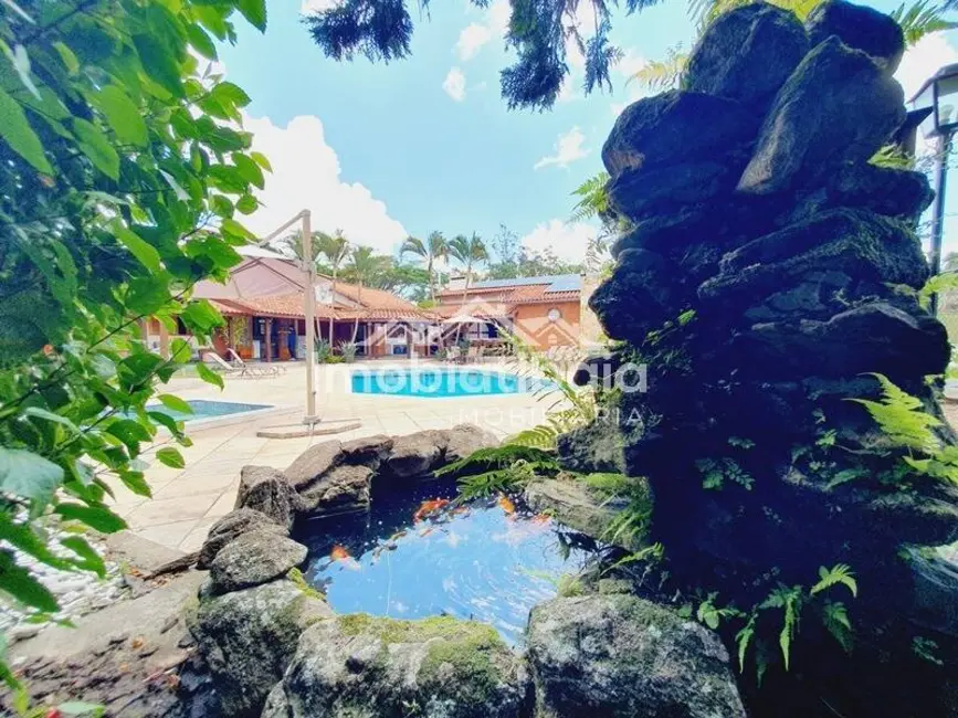 Foto 4 de Chácara com 6 quartos à venda, 3600m2 em Jardim Colonial, Atibaia - SP