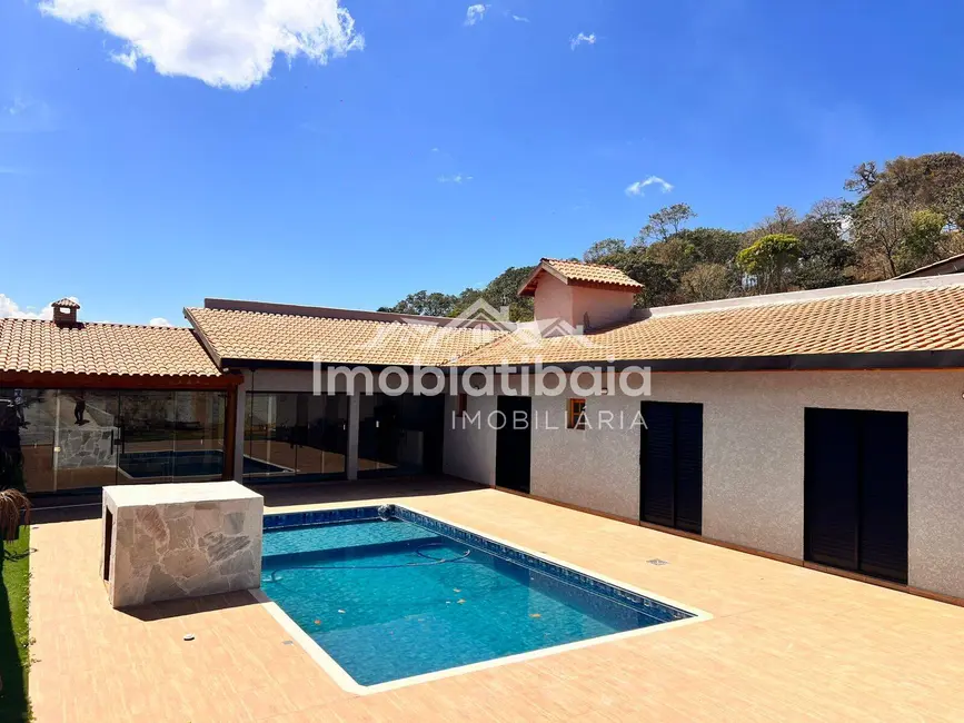 Foto 1 de Chácara com 3 quartos à venda, 500m2 em Estância Santa Maria do Portão, Atibaia - SP