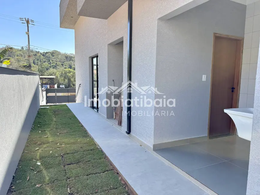 Foto 4 de Casa com 3 quartos à venda, 412m2 em Atibaia - SP