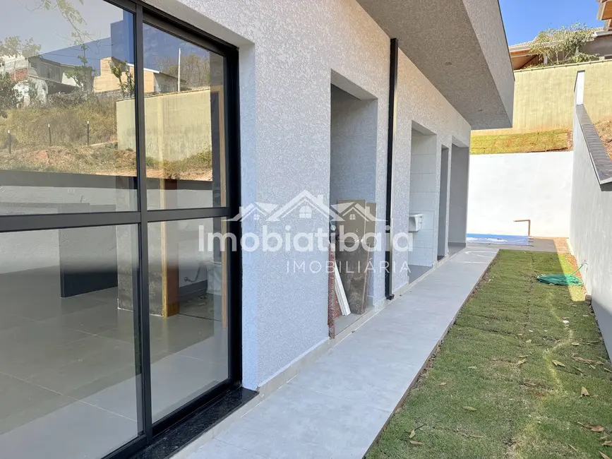 Foto 6 de Casa com 3 quartos à venda, 412m2 em Atibaia - SP