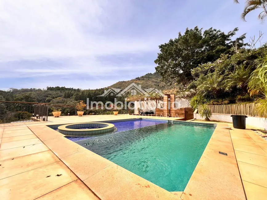 Casa de Condomínio com 6 quartos à venda, 2650m2 em Condomínio Flamboyant-B, Atibaia - SP - imagem 7 Foto 7 de Casa de Condomínio com 6 quartos à venda, 2650m2 em Condomínio Flamboyant-B, Atibaia - SP