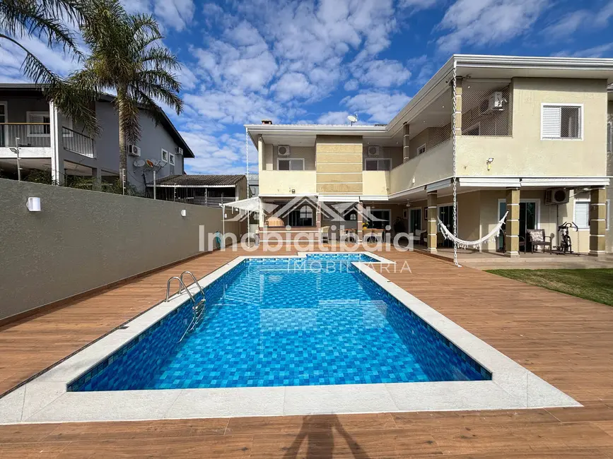 Casa de Condomínio com 5 quartos à venda, 700m2 em Condomínio Residencial Shamballa III, Atibaia - SP - imagem 2 Foto 2 de Casa de Condomínio com 5 quartos à venda, 700m2 em Condomínio Residencial Shamballa III, Atibaia - SP