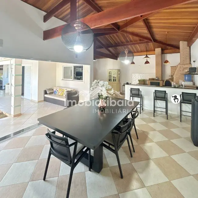 Foto 3 de Casa de Condomínio com 3 quartos à venda, 1035m2 em Usina, Atibaia - SP