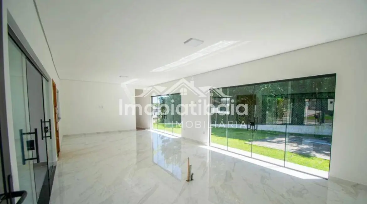 Casa de Condomínio com 3 quartos à venda, 810m2 em Condomínio Residencial Shamballa III, Atibaia - SP - imagem 7 Foto 7 de Casa de Condomínio com 3 quartos à venda, 810m2 em Condomínio Residencial Shamballa III, Atibaia - SP