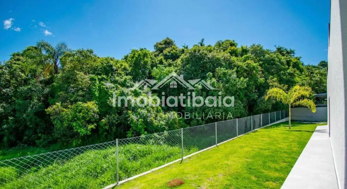 Casa de Condomínio com 3 quartos à venda, 810m2 em Condomínio Residencial Shamballa III, Atibaia - SP - imagem 3 Foto 3 de Casa de Condomínio com 3 quartos à venda, 810m2 em Condomínio Residencial Shamballa III, Atibaia - SP