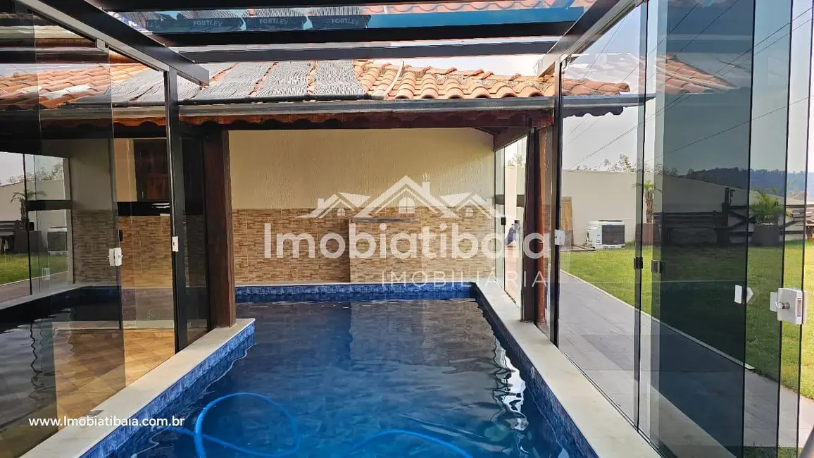 Foto 2 de Chácara com 3 quartos à venda, 1000m2 em Estância Santa Maria do Portão, Atibaia - SP