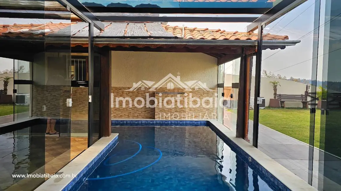 Foto 4 de Chácara com 3 quartos à venda, 1000m2 em Estância Santa Maria do Portão, Atibaia - SP