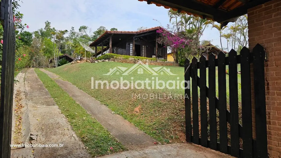 Foto 2 de Chácara com 3 quartos à venda, 1200m2 em Centro, Bom Jesus Dos Perdoes - SP
