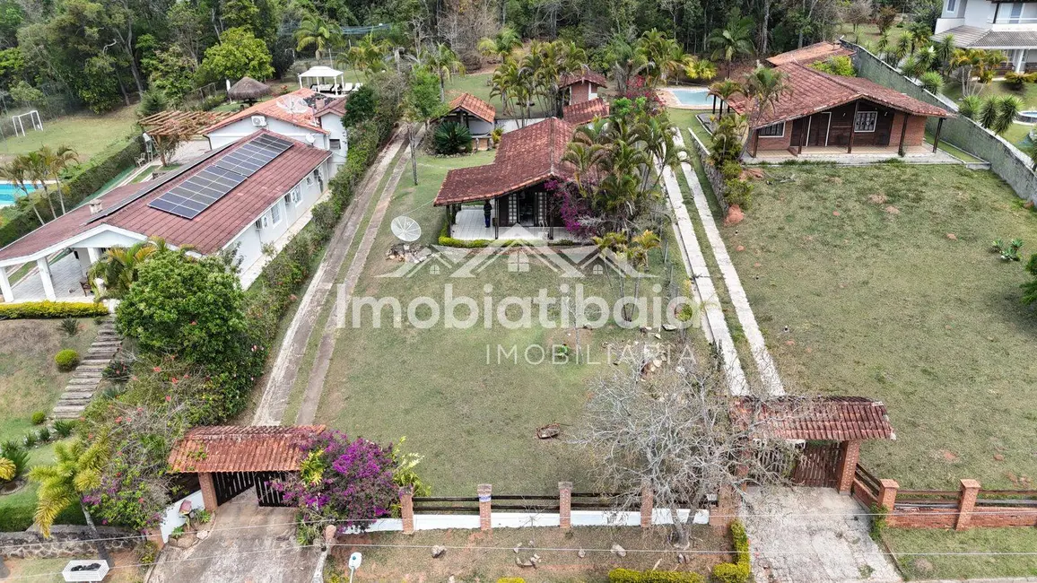Foto 3 de Chácara com 3 quartos à venda, 1200m2 em Centro, Bom Jesus Dos Perdoes - SP