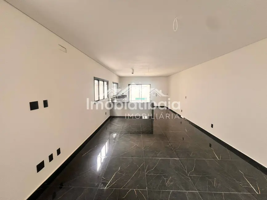 Foto 3 de Casa com 3 quartos à venda e para alugar, 210m2 em Vila Petrópolis, Atibaia - SP