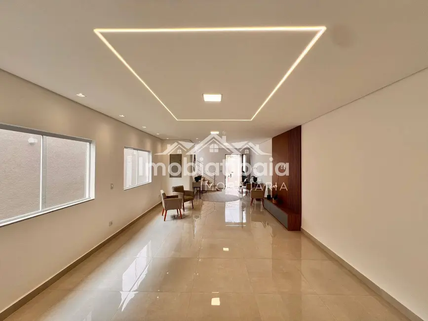 Foto 6 de Casa com 3 quartos à venda e para alugar, 186m2 em Vila Petrópolis, Atibaia - SP