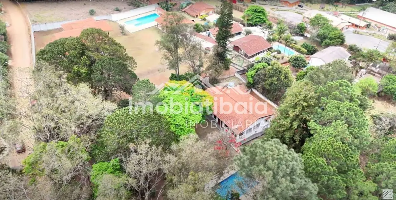 Foto 4 de Chácara com 3 quartos à venda, 2500m2 em Chácaras Fernão Dias, Atibaia - SP