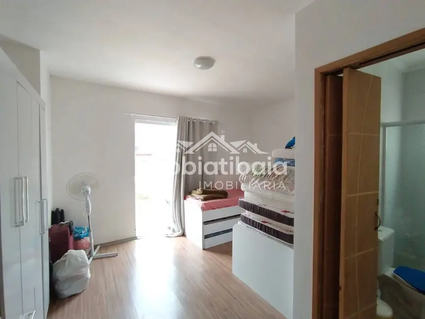 Foto 9 de Casa de Condomínio com 3 quartos à venda e para alugar, 300m2 em Rio Abaixo, Atibaia - SP