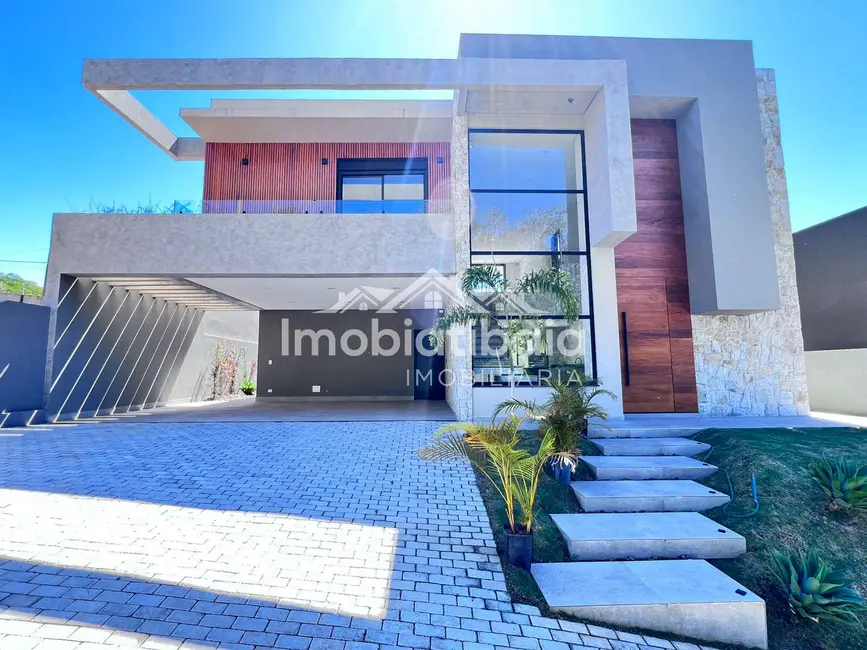 Casa de Condomínio com 4 quartos à venda, 393m2 em Nova Gardênia, Atibaia - SP - imagem 3 Foto 3 de Casa de Condomínio com 4 quartos à venda, 393m2 em Nova Gardênia, Atibaia - SP