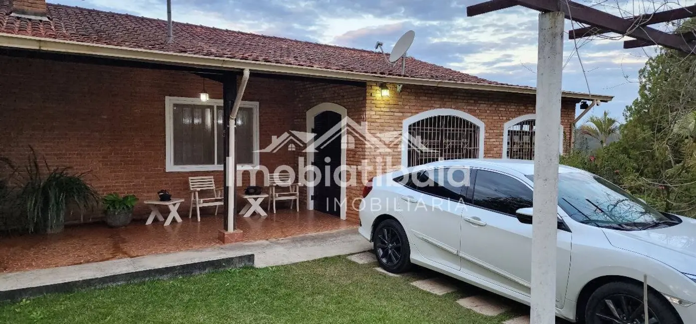 Foto 3 de Chácara com 3 quartos à venda, 2400m2 em Centro, Jarinu - SP