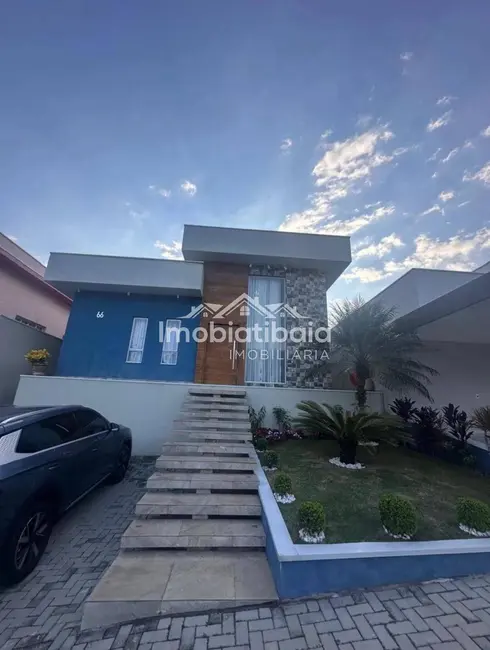Foto 1 de Casa com 4 quartos para alugar, 360m2 em Chácaras Maringá, Atibaia - SP
