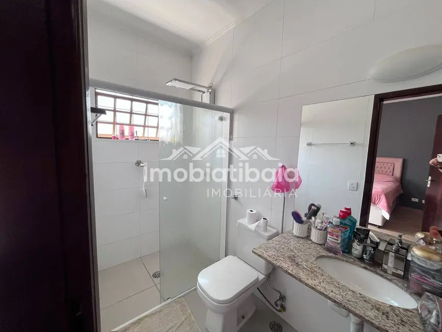 Foto 7 de Casa de Condomínio com 3 quartos à venda, 200m2 em Vila Santista, Atibaia - SP