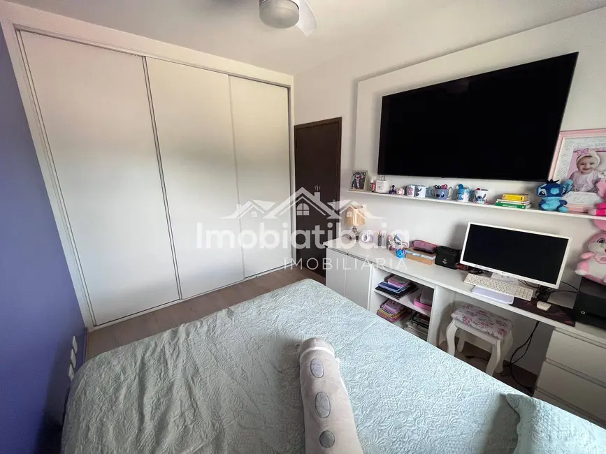 Foto 2 de Casa de Condomínio com 3 quartos à venda, 200m2 em Vila Santista, Atibaia - SP