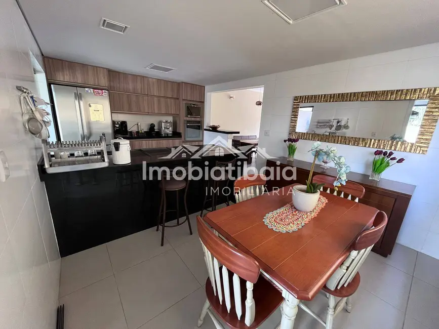 Foto 3 de Casa de Condomínio com 3 quartos à venda, 200m2 em Vila Santista, Atibaia - SP