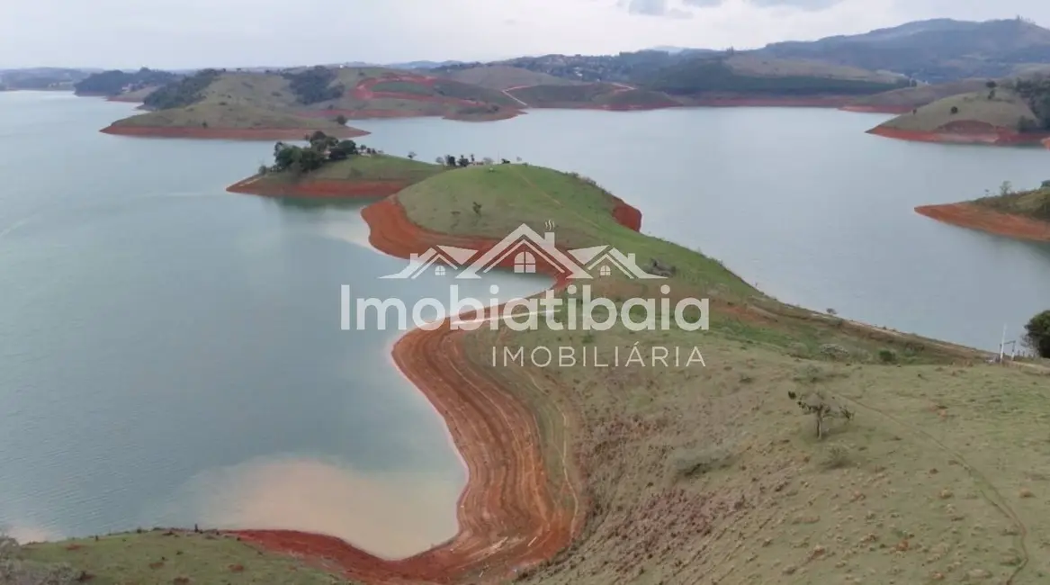 Terreno / Lote à venda, 175764m2 em Centro, Igarata - SP - imagem 1 Foto 1 de Terreno / Lote à venda, 175764m2 em Centro, Igarata - SP