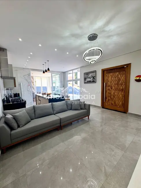 Casa de Condomínio com 4 quartos à venda, 800m2 em Condomínio Residencial Shamballa III, Atibaia - SP - imagem 4 Foto 4 de Casa de Condomínio com 4 quartos à venda, 800m2 em Condomínio Residencial Shamballa III, Atibaia - SP