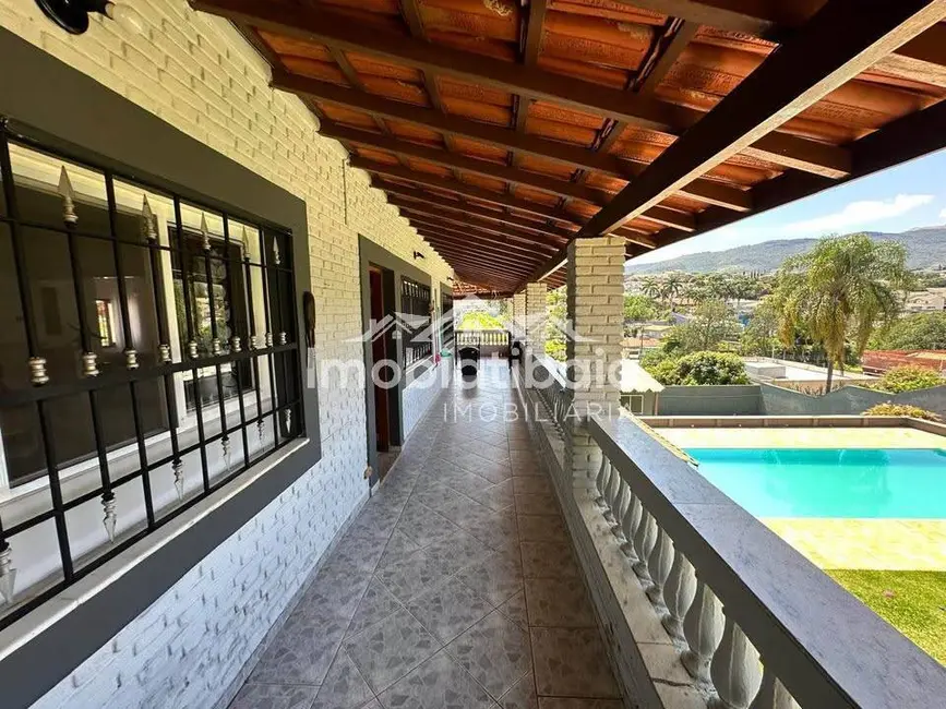 Casa com 5 quartos à venda, 1319m2 em Jardim Paulista, Atibaia - SP - imagem 9 Foto 9 de Casa com 5 quartos à venda, 1319m2 em Jardim Paulista, Atibaia - SP