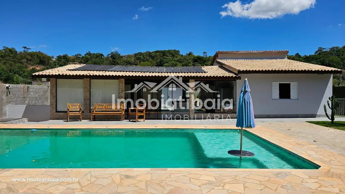 Chácara com 6 quartos à venda, 2400m2 em Jardim Estância Brasil, Atibaia - SP - imagem 1 Foto 1 de Chácara com 6 quartos à venda, 2400m2 em Jardim Estância Brasil, Atibaia - SP