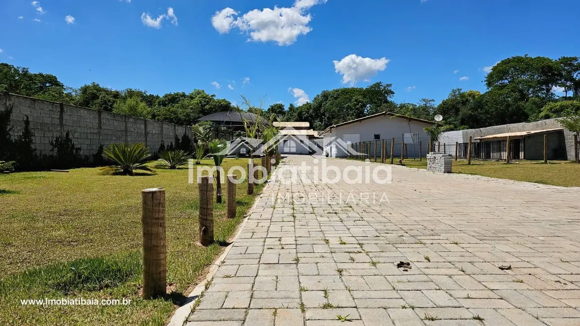 Chácara com 6 quartos à venda, 2400m2 em Jardim Estância Brasil, Atibaia - SP - imagem 3 Foto 3 de Chácara com 6 quartos à venda, 2400m2 em Jardim Estância Brasil, Atibaia - SP