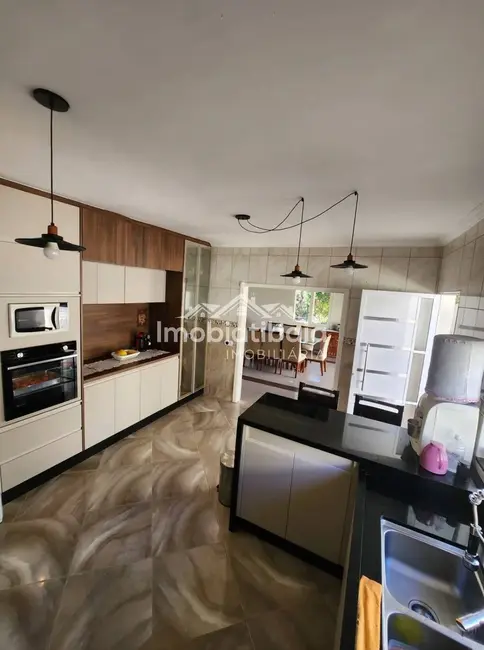 Chácara com 4 quartos à venda, 1521m2 em Tanque, Atibaia - SP - imagem 5 Foto 5 de Chácara com 4 quartos à venda, 1521m2 em Tanque, Atibaia - SP