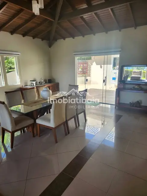 Chácara com 4 quartos à venda, 1521m2 em Tanque, Atibaia - SP - imagem 6 Foto 6 de Chácara com 4 quartos à venda, 1521m2 em Tanque, Atibaia - SP