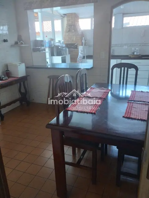 Casa de Condomínio com 3 quartos à venda, 562m2 em Jardim Estância Brasil, Atibaia - SP - imagem 7 Foto 7 de Casa de Condomínio com 3 quartos à venda, 562m2 em Jardim Estância Brasil, Atibaia - SP