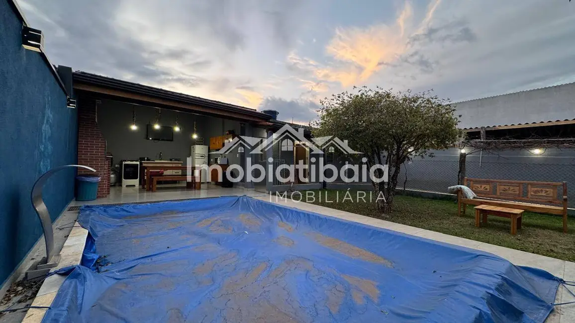 Casa com 2 quartos à venda, 360m2 em Jardim das Cerejeiras, Atibaia - SP - imagem 3 Foto 3 de Casa com 2 quartos à venda, 360m2 em Jardim das Cerejeiras, Atibaia - SP