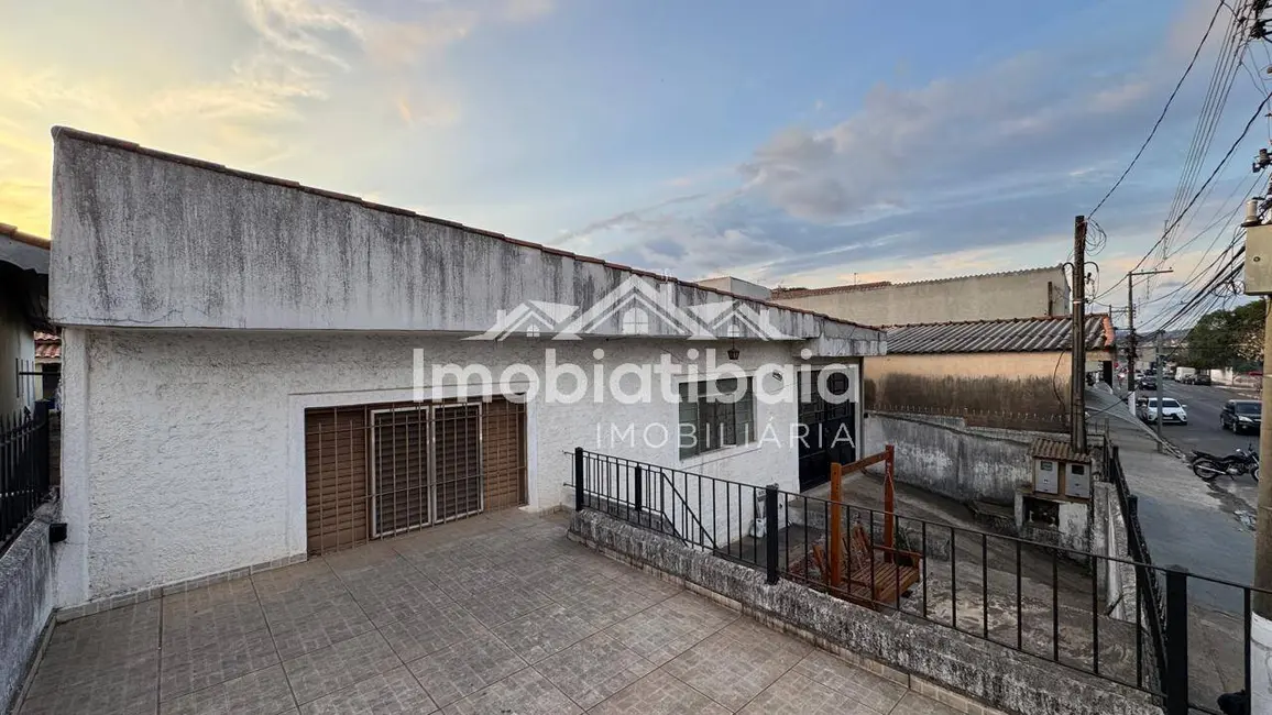 Casa com 2 quartos à venda, 360m2 em Jardim das Cerejeiras, Atibaia - SP - imagem 6 Foto 6 de Casa com 2 quartos à venda, 360m2 em Jardim das Cerejeiras, Atibaia - SP