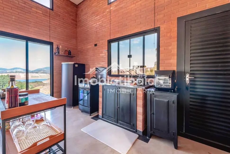 Chácara com 2 quartos à venda, 1500m2 em Centro, Joanopolis - SP - imagem 7 Foto 7 de Chácara com 2 quartos à venda, 1500m2 em Centro, Joanopolis - SP