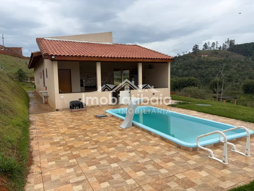 Foto 1 de Chácara com 3 quartos à venda, 600m2 em Centro, Igarata - SP