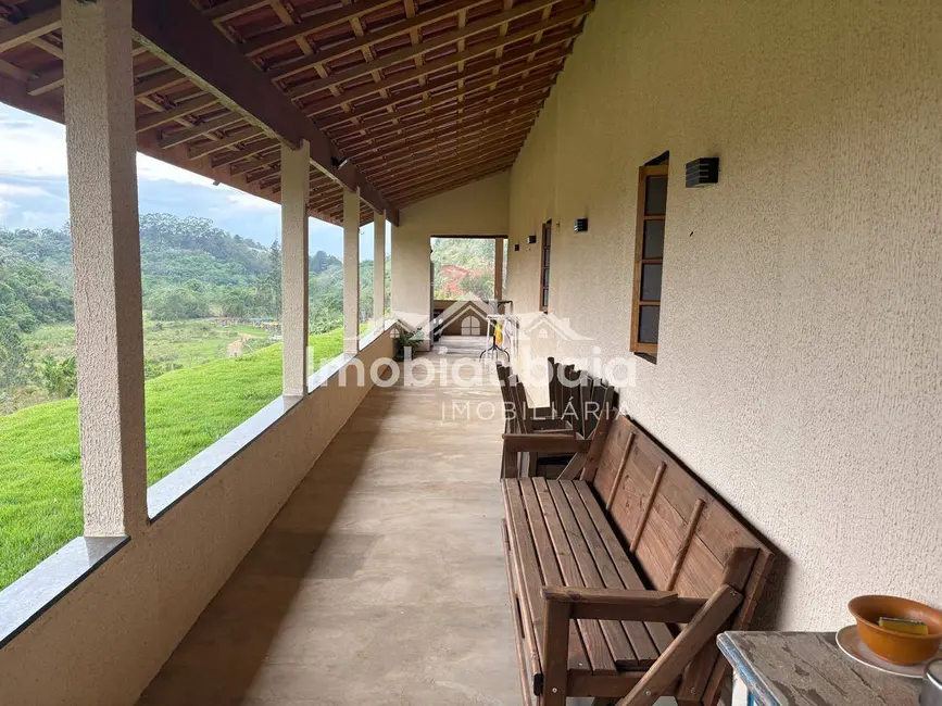 Foto 6 de Chácara com 3 quartos à venda, 600m2 em Centro, Igarata - SP