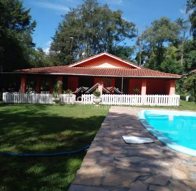 Foto 1 de Sítio / Rancho com 5 quartos à venda, 10000m2 em Extrema - MG