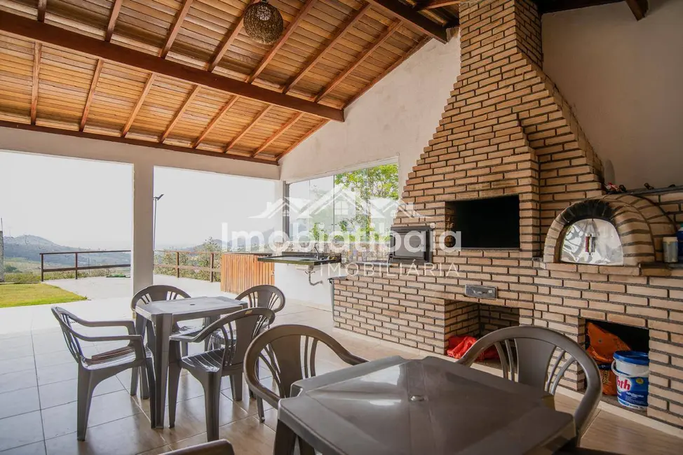 Chácara com 4 quartos à venda, 2000m2 em Itapetinga, Atibaia - SP - imagem 2 Foto 2 de Chácara com 4 quartos à venda, 2000m2 em Itapetinga, Atibaia - SP