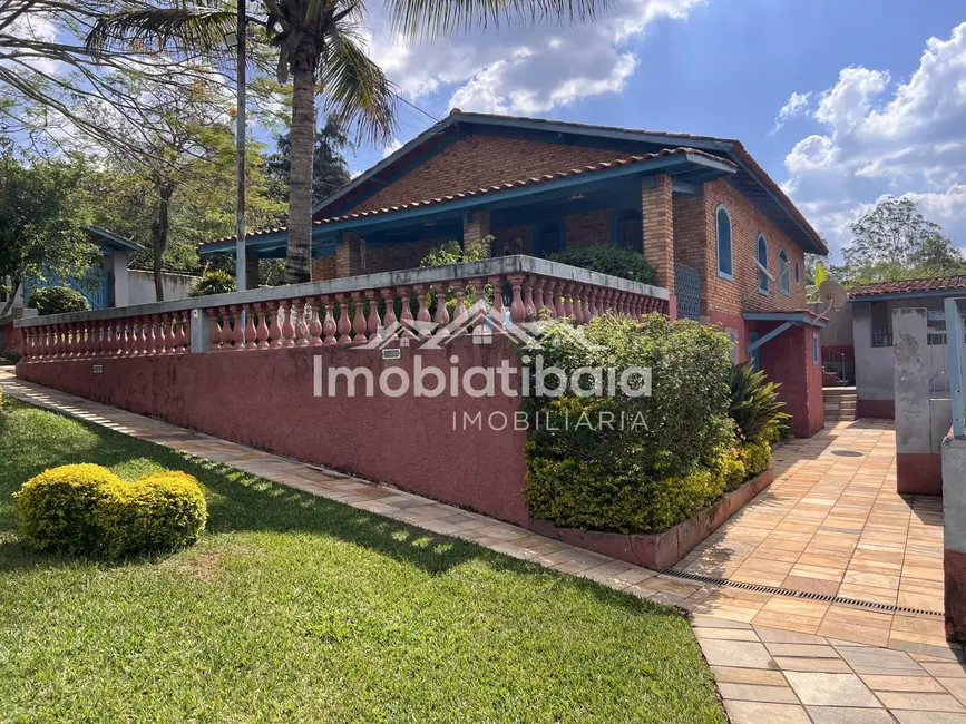 Chácara com 5 quartos à venda, 4088m2 em Jardim Estância Brasil, Atibaia - SP - imagem 2 Foto 2 de Chácara com 5 quartos à venda, 4088m2 em Jardim Estância Brasil, Atibaia - SP