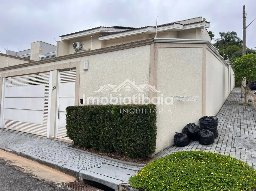 Casa com 3 quartos à venda, 366m2 em Vila Santista, Atibaia - SP - imagem 6 Foto 6 de Casa com 3 quartos à venda, 366m2 em Vila Santista, Atibaia - SP