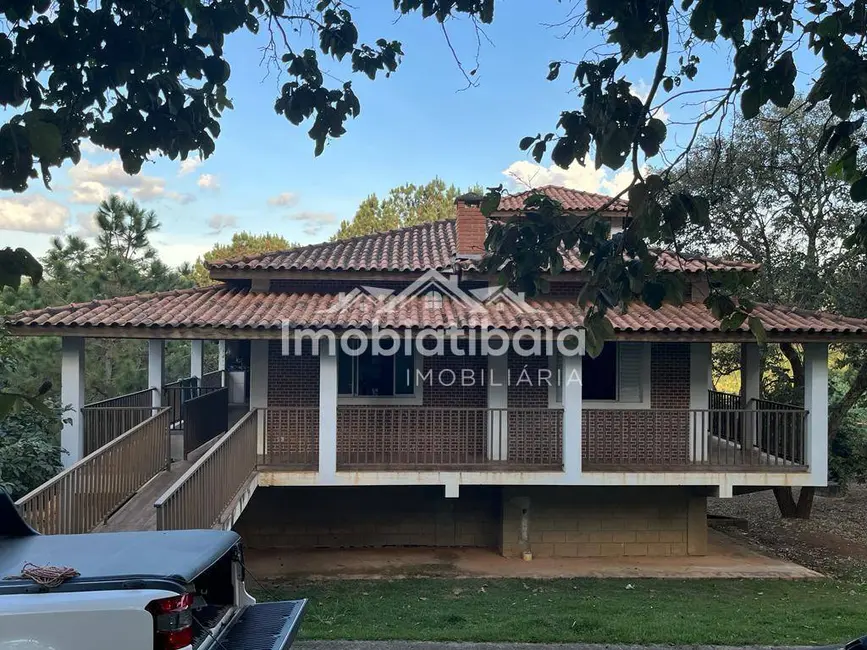 Foto 1 de Chácara com 3 quartos à venda, 4000m2 em Maracanã, Atibaia - SP