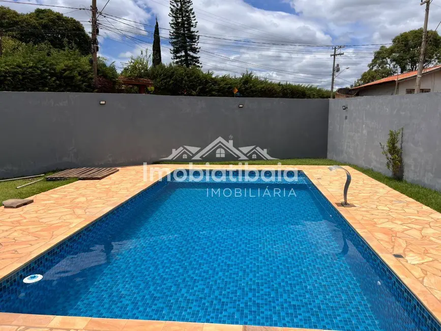 Casa com 3 quartos à venda, 385m2 em Centro, Jarinu - SP - imagem 6 Foto 6 de Casa com 3 quartos à venda, 385m2 em Centro, Jarinu - SP