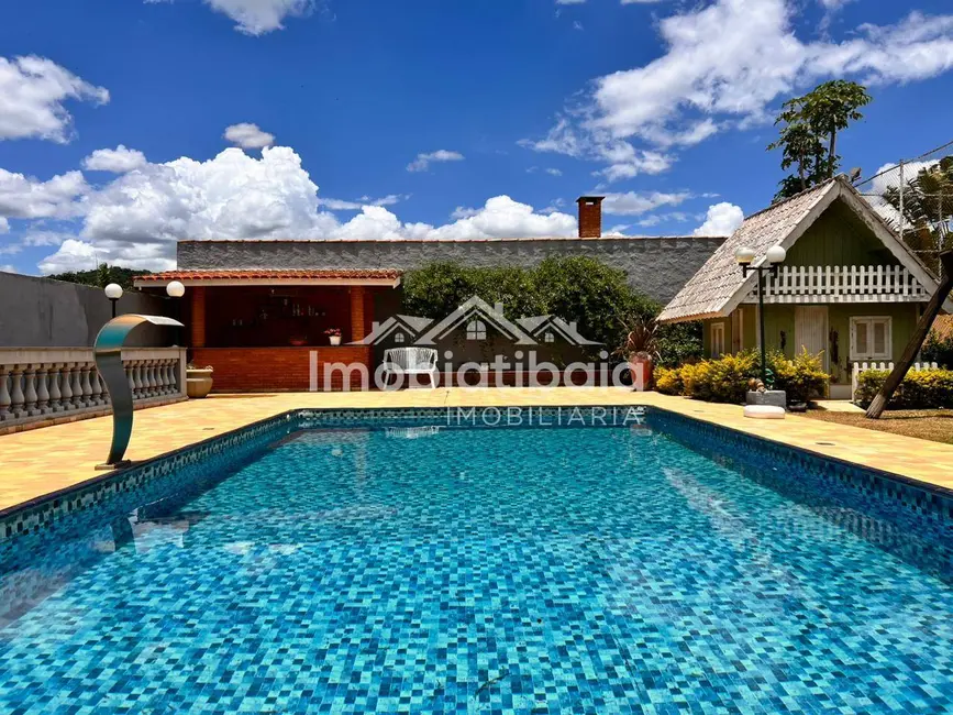 Foto 2 de Chácara com 4 quartos à venda, 2000m2 em Vila Dom Pedro, Atibaia - SP