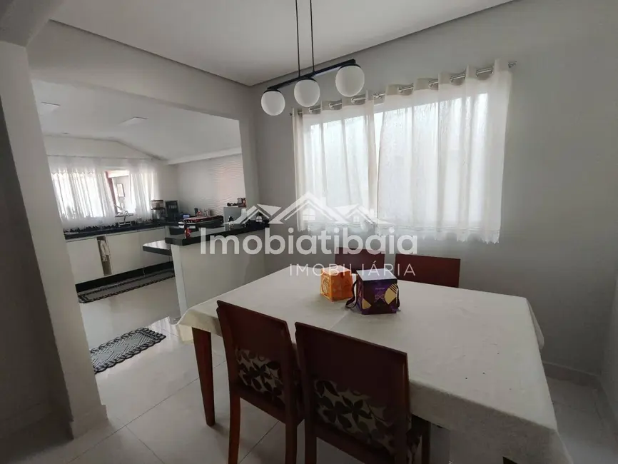 Foto 9 de Casa com 4 quartos à venda, 350m2 em Atibaia Jardim, Atibaia - SP