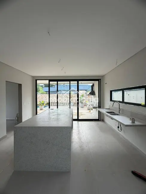 Foto 4 de Casa de Condomínio com 3 quartos à venda, 360m2 em San Fernando Valley, Atibaia - SP