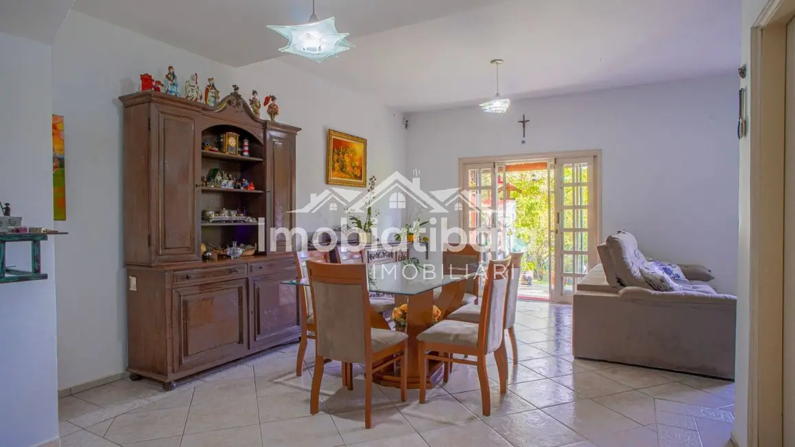 Foto 2 de Casa com 3 quartos à venda, 360m2 em Cidade Satélite, Atibaia - SP