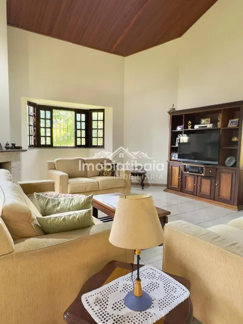 Foto 3 de Casa com 3 quartos à venda, 578m2 em Vila Petrópolis, Atibaia - SP