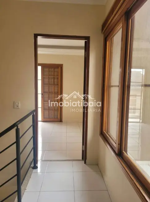 Foto 7 de Casa de Condomínio com 2 quartos para alugar, 90m2 em Jardim Estância Brasil, Atibaia - SP